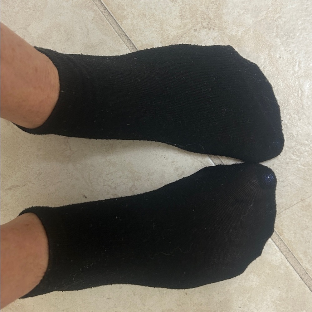 black perfect low athletic gym yoga socks toes petite feet ladies women favorite - Picture 3 of 9